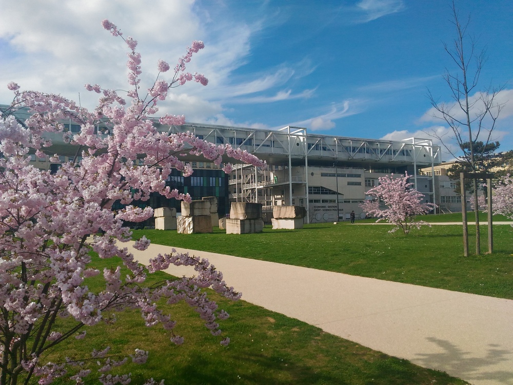 Campus de l'université Bourgogne Europe